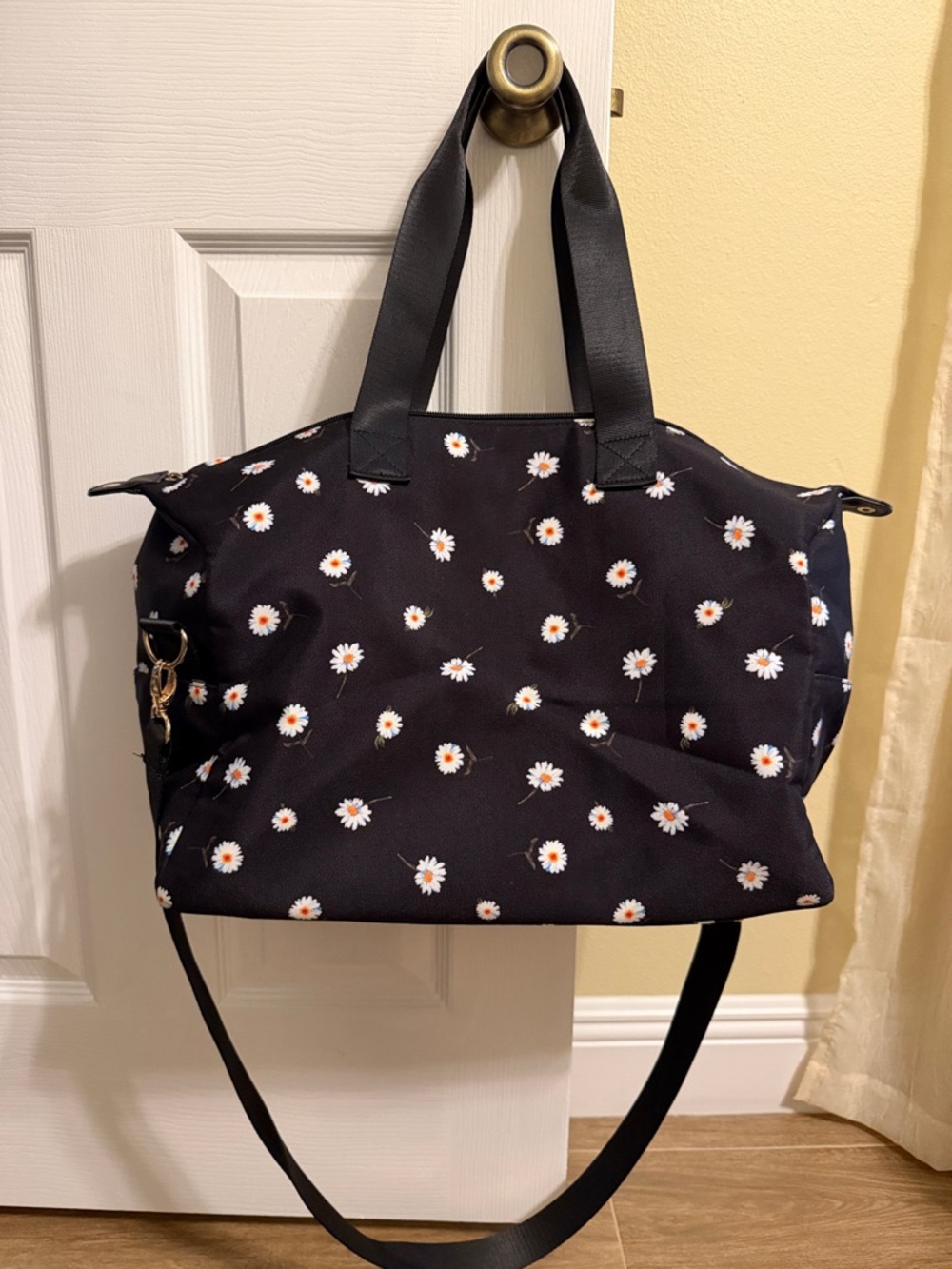 Alice + Olivia Black Daisy Duffle/Tote